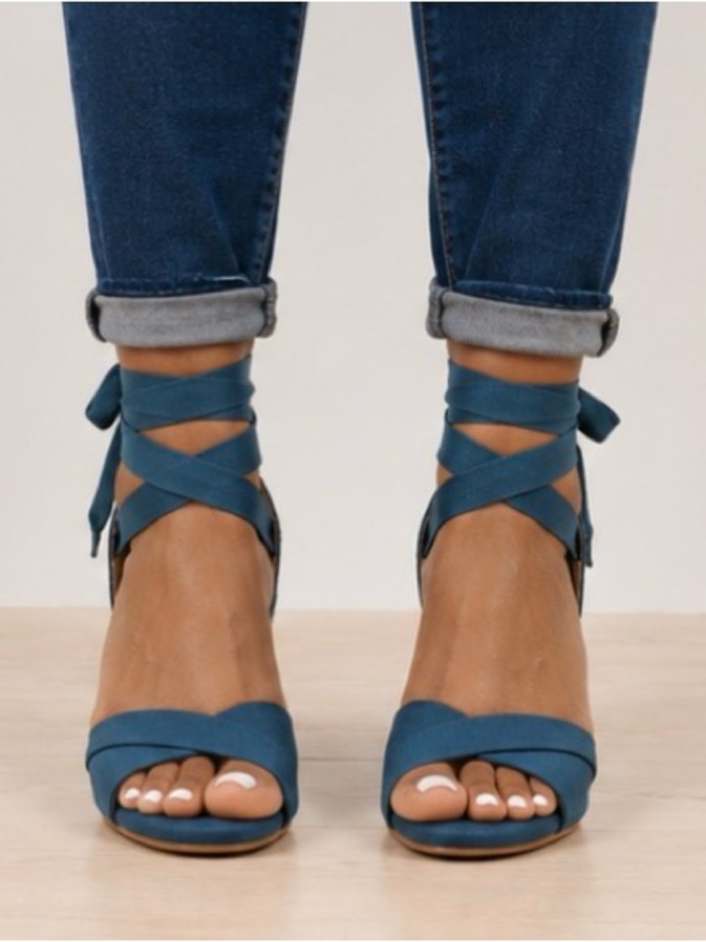 SCOOP WOMEN’S ANKLE TIE WEDGE SANDALS